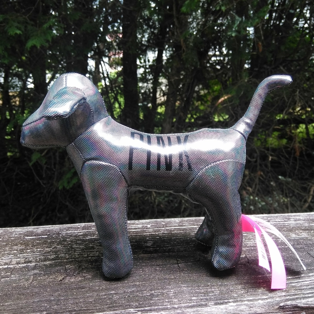 VS Pink Dog